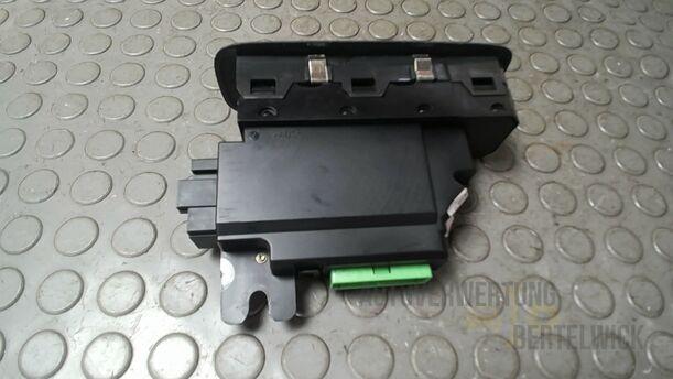 Foto: FENSTERHEBERSCHALTER eines Volvo S80 2.5T CL