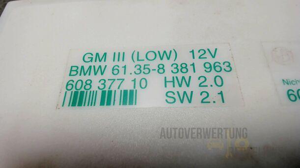 Foto: STEUERGERÄT / GRUNDMODUL LOW eines BMW 523i CL