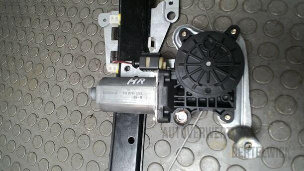 Foto: FENSTERHEBERMOTOR HINTEN RECHTS eines Volvo S80 2.5T CL
