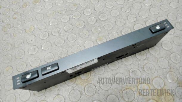Foto: SCHALTER SITZHEIZUNG eines BMW 523i CL
