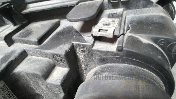Foto: XENONSCHEINWERFER LINKS eines Volvo S80 2.5T