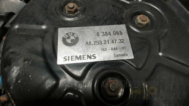 Foto: ELEKTROLÜFTER eines BMW 523i