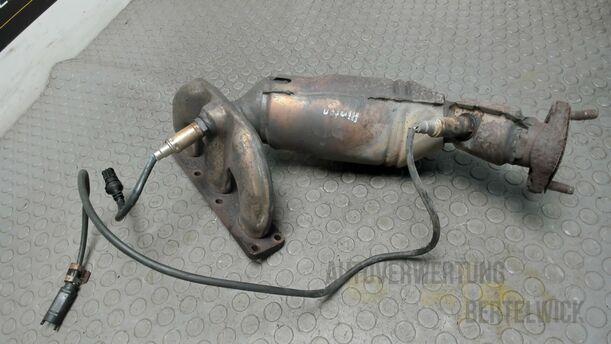 Foto: AUSPUFFKRÜMMER KATALYSATOR HINTEN eines BMW 523i