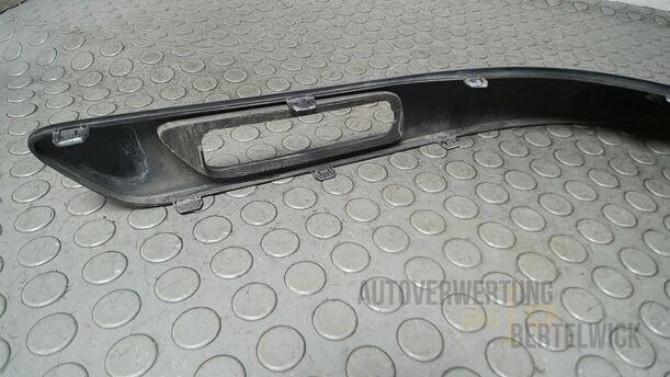 Foto: STOßSTANGENBLENDE LINKS eines Volvo S80 2.5T