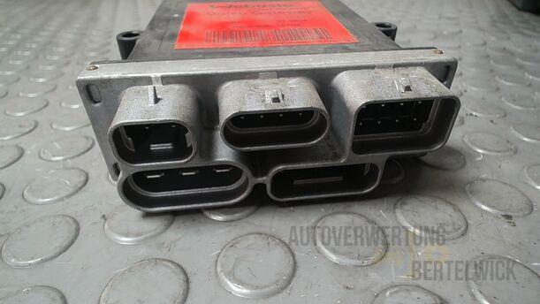 Foto: STEUERGERÄT STANDHEIZUNG eines Volvo S80 2.5T