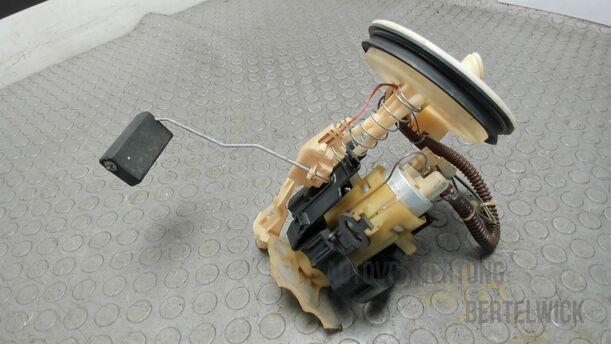 Foto: KRAFTSTOFFPUMPE eines BMW 523i
