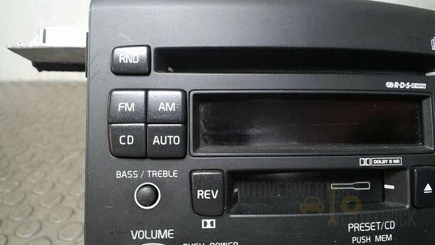 Foto: RADIO KASSETTE HU650 (OHNE RADIOCODE ) eines Volvo S80 2.5T CL