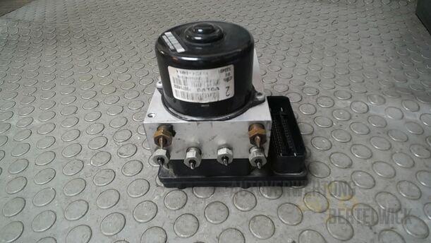 Foto: ABS HAUPTBREMSAGGREGAT eines Volvo S80 2.5T