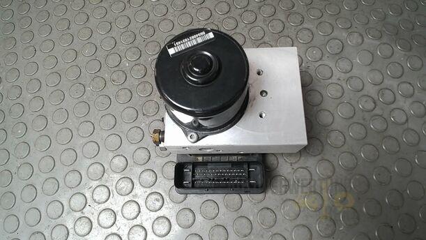 Foto: ABS HAUPTBREMSAGGREGAT eines Volvo S80 2.5T