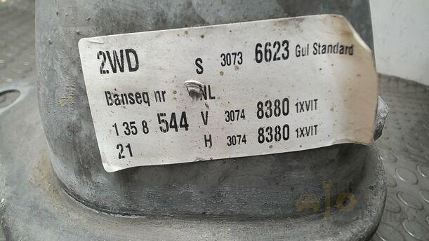 Foto: HALTERUNG NIVOMAT RECHTS eines Volvo S80 2.5T