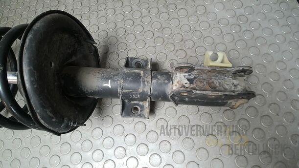 Foto: FEDERBEIN VORN LINKS eines Volvo S80 2.5T