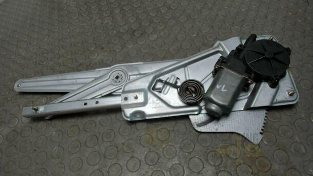 Foto: FENSTERHEBER VORNE LINKS eines Renault Twingo 1.2