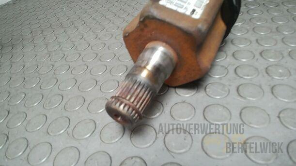 Foto: ANTRIEBSWELLE LINKS ( AUTOMATIK ) eines Volvo S80 2.5T