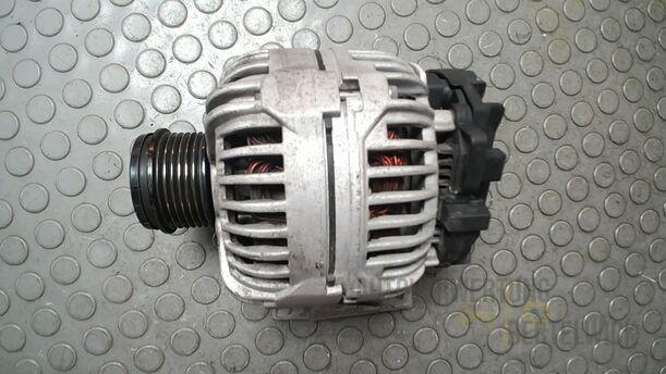 Foto: LICHTMASCHINE ( 140A / ZUBEHÖR ) eines Volvo S80 2.5T