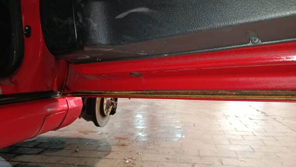 Foto: TÜR VORNE RECHTS ( CABRIO ) eines Opel Astra Cabrio 2.2 16V
