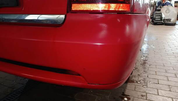 Foto: STOSSFÄNGER / STOßSTANGE HINTEN eines Opel Astra Cabrio 2.2 16V