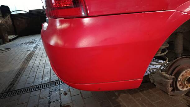 Foto: STOSSFÄNGER / STOßSTANGE HINTEN eines Opel Astra Cabrio 2.2 16V