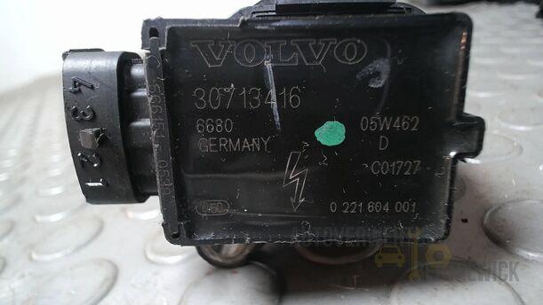 Foto: ZÜNDSPULE eines Volvo S80 2.5T