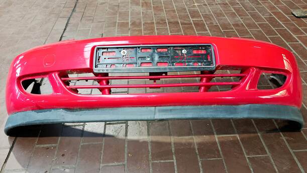 Foto: STOSSFÄNGER / STOßSTANGE VORNE ( CABRIO ) eines Opel Astra Cabrio 2.2 16V