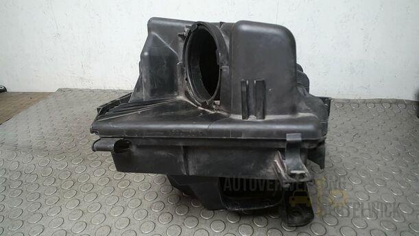 Foto: LUFTFILTERKASTEN eines Volvo S80 2.5T
