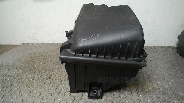 Foto: LUFTFILTERKASTEN eines Volvo S80 2.5T