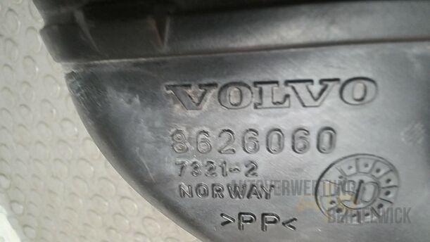 Foto: LUFTEINLASS eines Volvo S80 2.5T