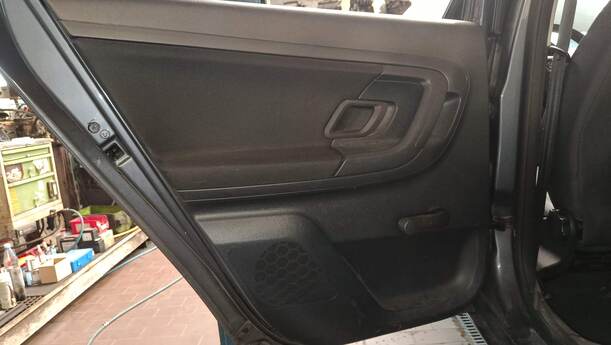 Foto: TÜR HINTEN LINKS ( COMBI ) eines Skoda Fabia 1.2 HTP Combi