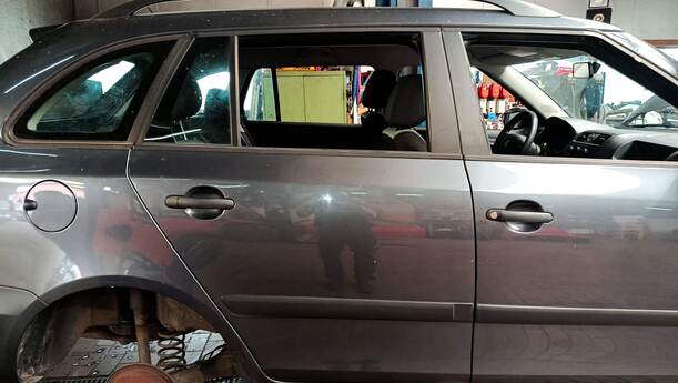 Foto: TÜR HINTEN RECHTS ( COMBI ) eines Skoda Fabia 1.2 HTP Combi