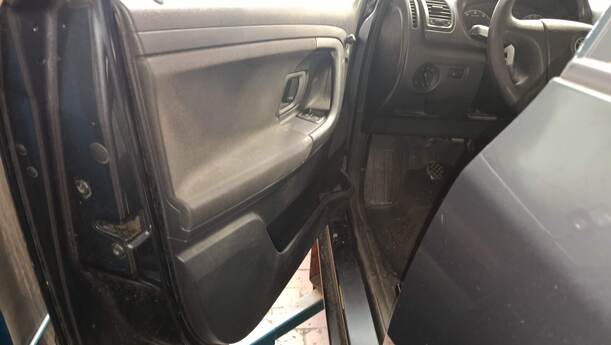 Foto: TÜR VORN LINKS ( COMBI ) eines Skoda Fabia 1.2 HTP Combi