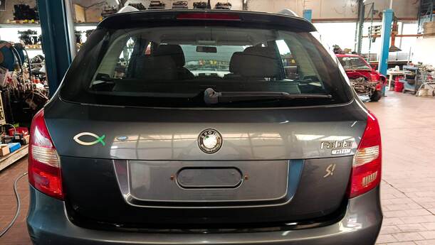 Foto: HECKKLAPPE/ HECKDECKEL( COMBI ) eines Skoda Fabia 1.2 HTP Combi