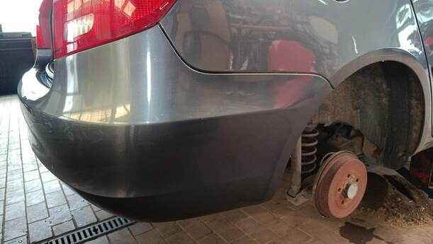 Foto: STOSSFÄNGER/ STOßSTANGE HINTEN ( COMBI ) eines Skoda Fabia 1.2 HTP Combi