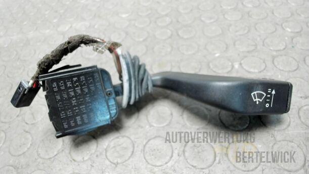 Foto: SCHEIBENWISCHERSCHALTER eines Opel Astra Cabrio 2.2 16V