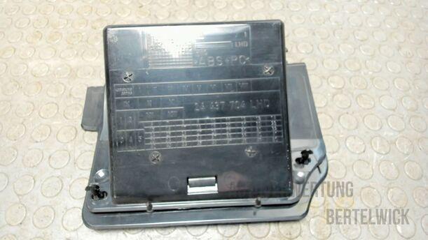 Foto: HANDSCHUHFACH eines Opel Astra Cabrio 2.2 16V