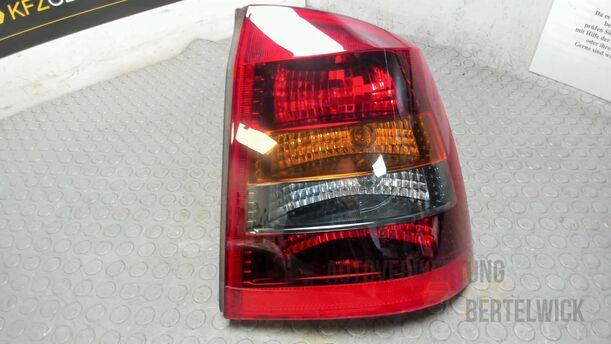 Foto: HECKLEUCHTE / RÜCKLICHT RECHTS eines Opel Astra Cabrio 2.2 16V
