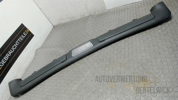 Foto: ABDECKLEISTE VERDECK eines Opel Astra Cabrio 2.2 16V