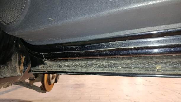 Foto: TÜR VORNE RECHTS ( 4/5 TÜRE R) eines Opel Corsa 1.2 16V