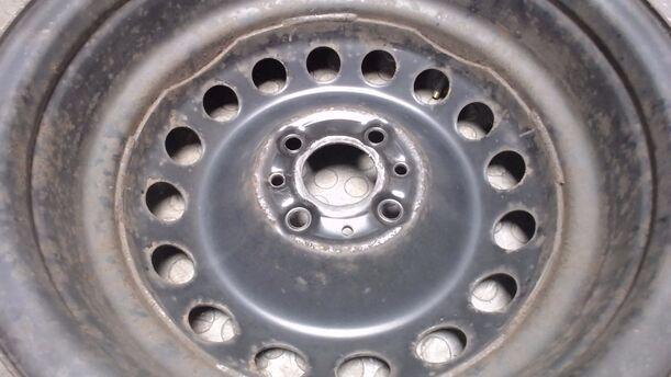 Foto: STAHLFELGE 5,5X14 ET35 eines Ford Ka 1.2