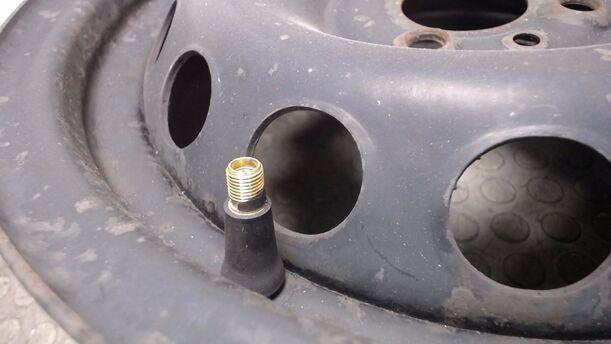Foto: STAHLFELGE 5,5X14 ET35 eines Ford Ka 1.2