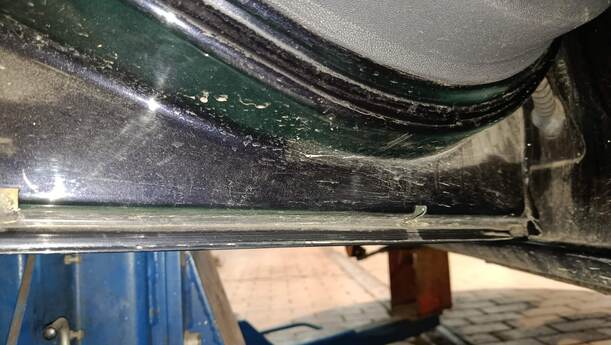 Foto: TÜR HINTEN LINKS eines Opel Corsa 1.2 16V
