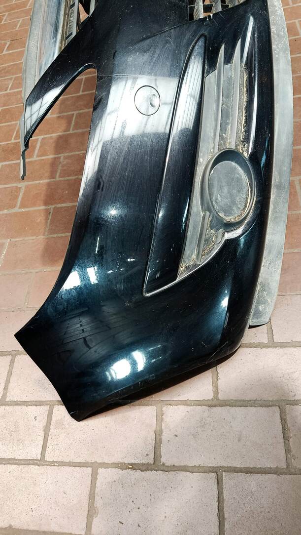 Foto: STOßSTANGE / STOSSFÄNGER VORNE eines Opel Corsa 1.2 16V