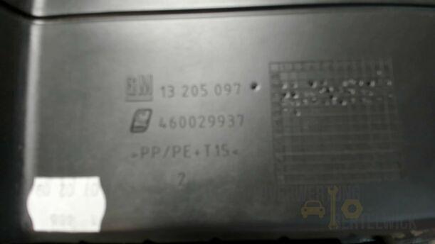 Foto: HANDSCHUHFACH eines Opel Corsa 1.2 16V