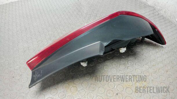 Foto: HECKLEUCHTE / RÜCKLICHT LINKS ( 4/5 TÜRER ) eines Opel Corsa 1.2 16V