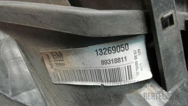Foto: HECKLEUCHTE / RÜCKLICHT LINKS ( 4/5 TÜRER ) eines Opel Corsa 1.2 16V