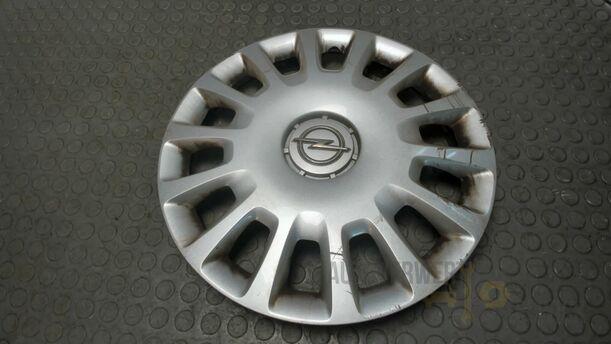 Foto: RADKAPPE / RADDECKEL 14 ZOLL eines Opel Corsa 1.2 16V