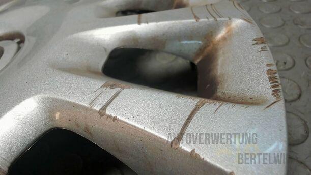 Foto: RADKAPPE / RADDECKEL 14 ZOLL eines Opel Corsa 1.2 16V