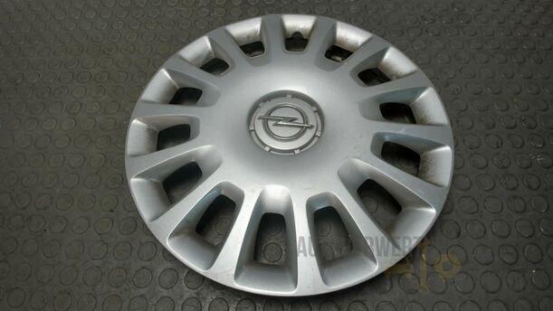Foto: RADKAPPE / RADDECKEL 14 ZOLL eines Opel Corsa 1.2 16V