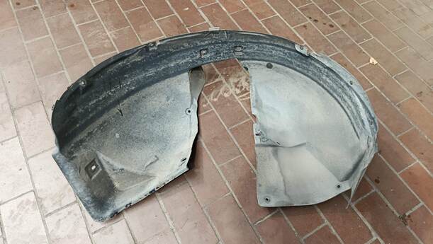 Foto: RADHAUSSCHALE/ INNENRADHAUS VORN RECHTS eines Opel Astra 1.4 Turbo ecoFLEX Start/Stop