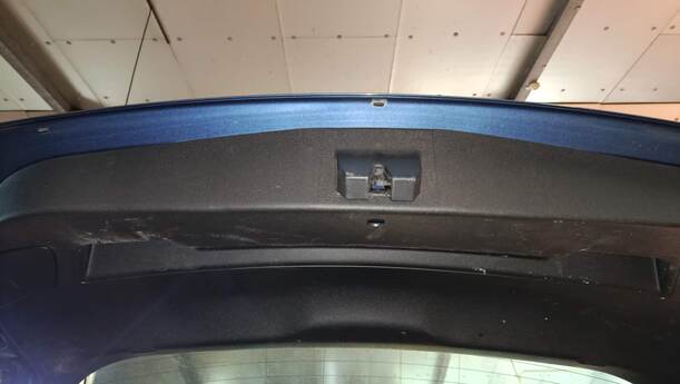 Foto: HECKKLAPPE/ HECKDECKEL ( LIMOUSINE ) eines Opel Astra 1.4 Turbo ecoFLEX Start/Stop