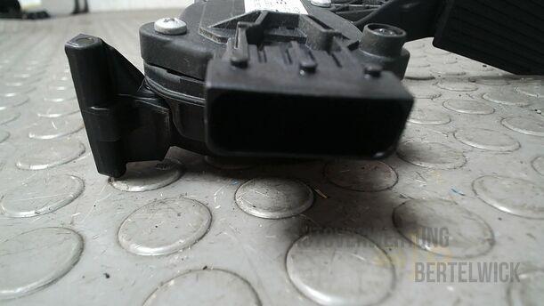 Foto: GASPEDAL eines Opel Astra 1.4 Turbo ecoFLEX Start/Stop