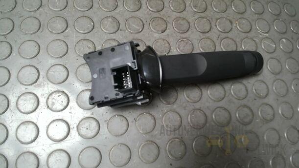 Foto: BLINKSCHALTER/ KOMBISCHALTER eines Opel Astra 1.4 Turbo ecoFLEX Start/Stop